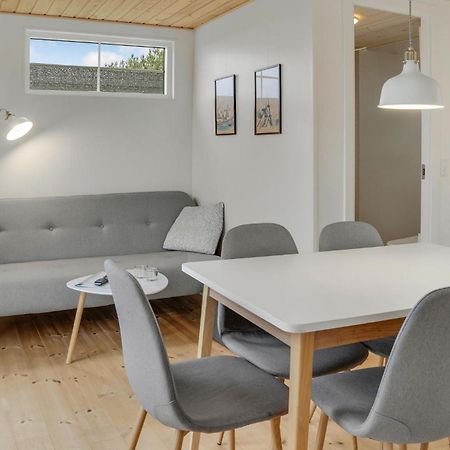 2 Bedroom Gorgeous Apartment In Vaeggerlose Bøtø By المظهر الخارجي الصورة